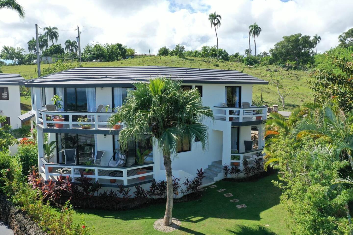Catalina, Cabrera Oceanview Multi 2 Bd 2 Bath Condo Units With Balcony And Pool Esterno foto