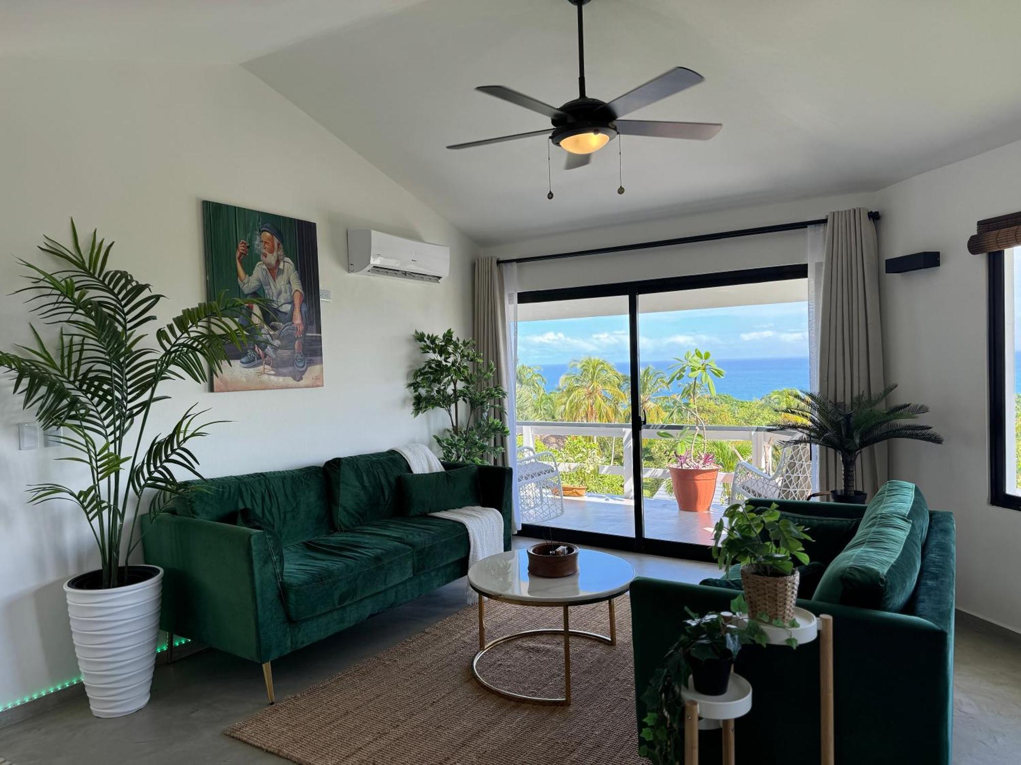 Catalina, Cabrera Oceanview Multi 2 Bd 2 Bath Condo Units With Balcony And Pool Esterno foto