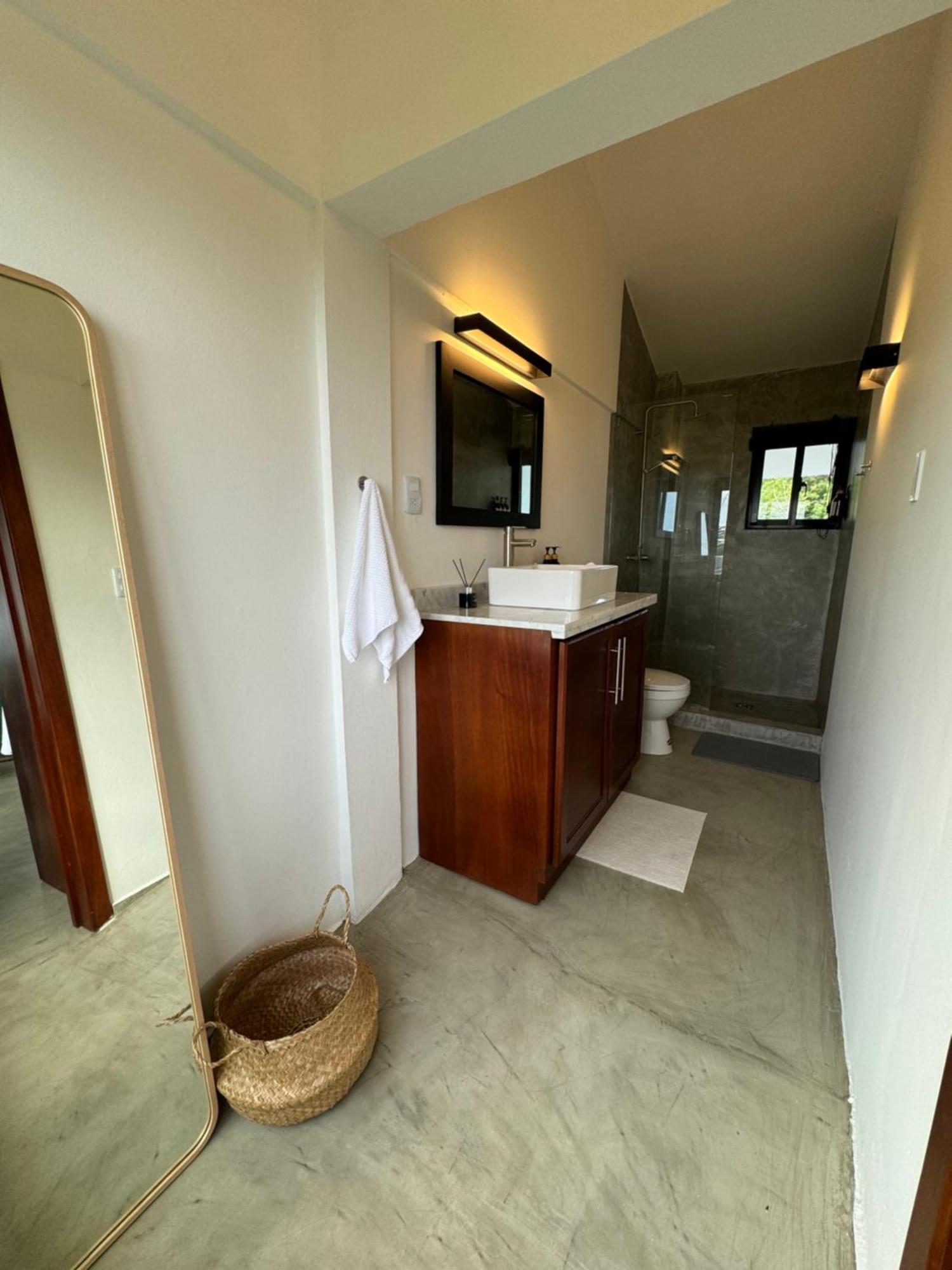 Catalina, Cabrera Oceanview Multi 2 Bd 2 Bath Condo Units With Balcony And Pool Esterno foto