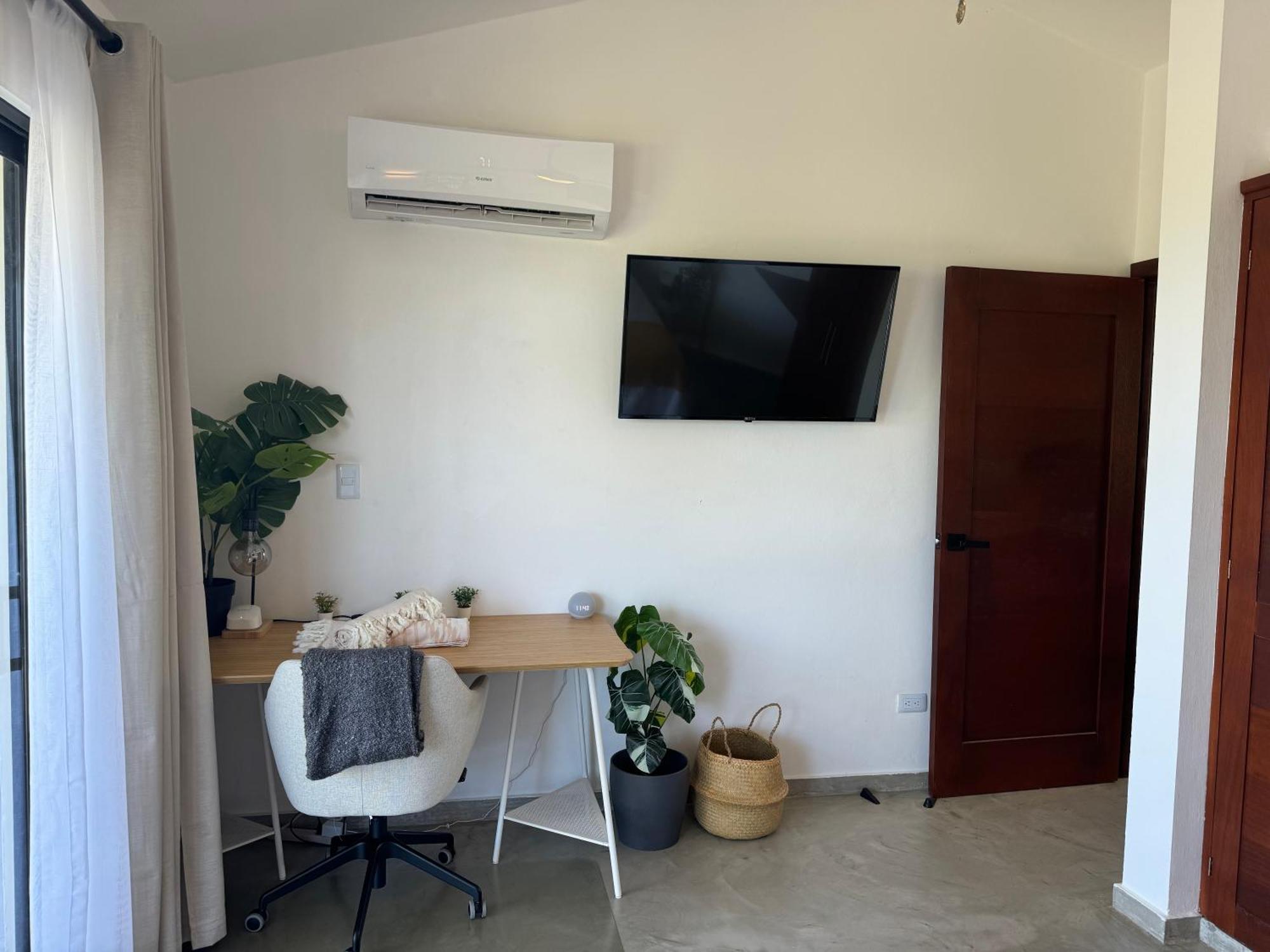 Catalina, Cabrera Oceanview Multi 2 Bd 2 Bath Condo Units With Balcony And Pool Esterno foto