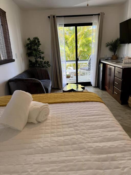 Catalina, Cabrera Oceanview Multi 2 Bd 2 Bath Condo Units With Balcony And Pool Esterno foto