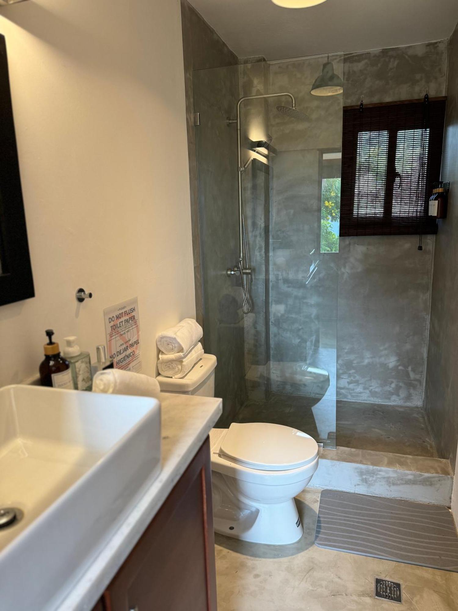 Catalina, Cabrera Oceanview Multi 2 Bd 2 Bath Condo Units With Balcony And Pool Esterno foto